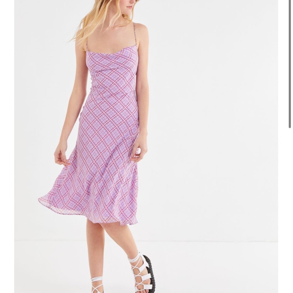 NOSTALGIA DRESS IN LILAC CHECK